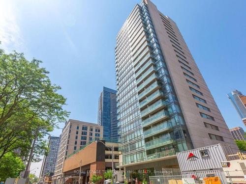 804-22 Wellesley St E, Toronto, ON - Outdoor With Balcony With Facade