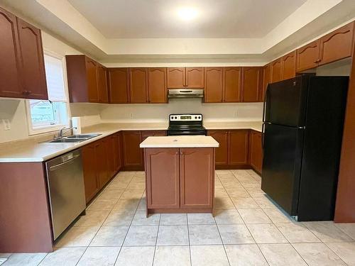 19 Kirkhaven Way, Brampton, ON - Indoor Photo Showing Kitchen With Double Sink