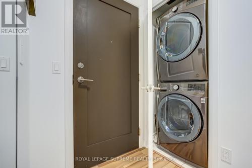 601 - 75 Eglinton Avenue W, Mississauga, ON - Indoor Photo Showing Laundry Room