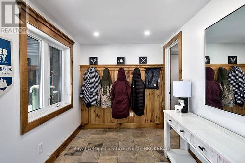 225 St Arnaud Street, Grey Highlands, ON - Indoor Photo Showing Other Room