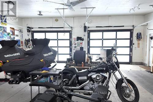 225 St Arnaud Street, Grey Highlands, ON - Indoor Photo Showing Garage