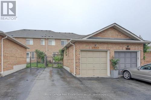 455 Postridge Drive, Oakville (1018 - Wc Wedgewood Creek), ON - Outdoor