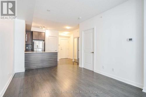 707 - 9199 Yonge Street, Richmond Hill, ON - Indoor Photo Showing Kitchen