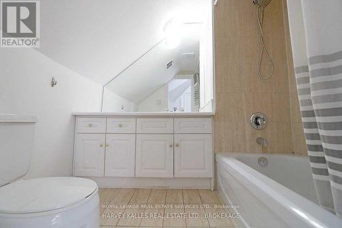 390 Huron Street, Toronto, ON - Indoor Photo Showing Bathroom