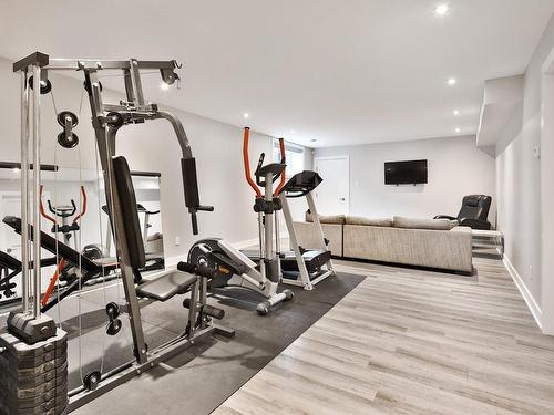 Family room - 1720 Rue De Moncours, Chambly, QC - Indoor Photo Showing Gym Room