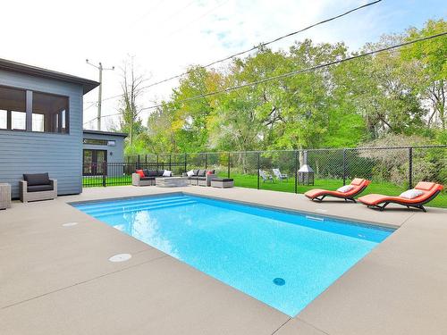 Pool - 1720 Rue De Moncours, Chambly, QC - Outdoor With In Ground Pool With Backyard