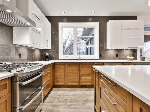 Kitchen - 1720 Rue De Moncours, Chambly, QC - Indoor Photo Showing Kitchen With Upgraded Kitchen