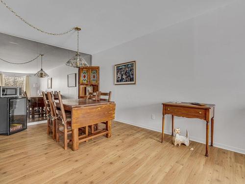 Dining room - 201-855 Rue Grandjean, Québec (Sainte-Foy/Sillery/Cap-Rouge), QC - Indoor Photo Showing Dining Room