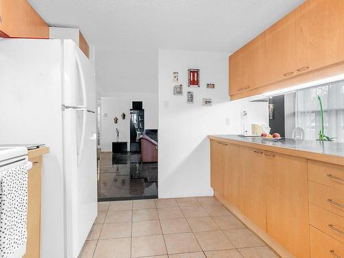 Kitchen - 208-1490 Boul. De L'Entente, Québec (La Cité-Limoilou), QC - Indoor Photo Showing Kitchen