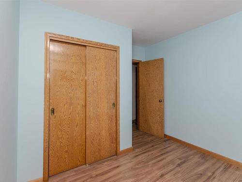 2615 Donald Street E, Thunder Bay, ON - Indoor Photo Showing Other Room