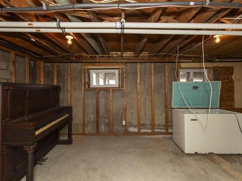 2615 Donald Street E, Thunder Bay, ON - Indoor Photo Showing Basement