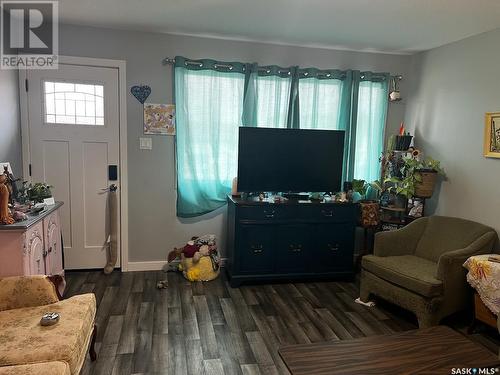 1021 Warner Street, Moose Jaw, SK - Indoor Photo Showing Other Room