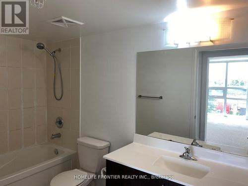 308 - 3520 Danforth Avenue, Toronto, ON - Indoor Photo Showing Bathroom