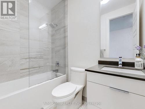 3769 Mangusta Court, Innisfil, ON - Indoor Photo Showing Bathroom