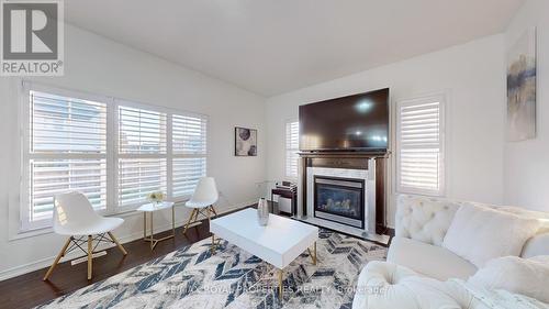 1435 Kellough Street, Innisfil, ON - Indoor Photo Showing Living Room With Fireplace