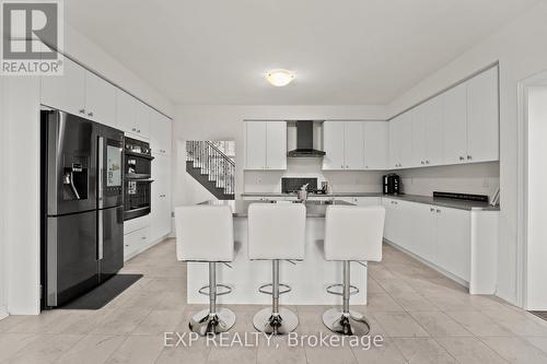 113 Rugman Crescent, Springwater, ON - Indoor Photo Showing Kitchen