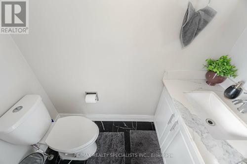 106 Horton Crescent, Brampton, ON - Indoor Photo Showing Bathroom