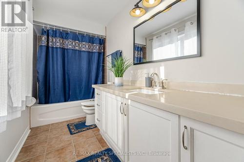 106 Horton Crescent, Brampton, ON - Indoor Photo Showing Bathroom