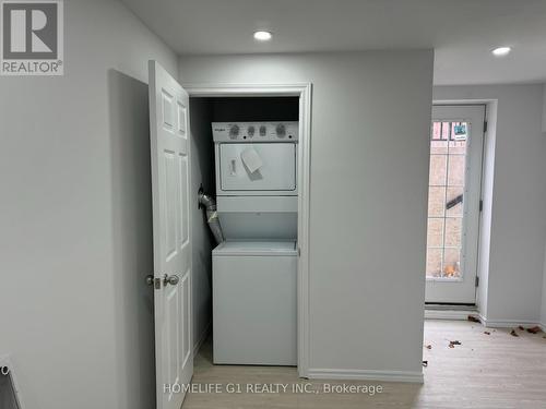 51 Jack Rabbit Crescent, Brampton, ON - Indoor Photo Showing Laundry Room