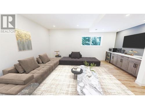 7078 White Tail Lane, Radium Hot Springs, BC - Indoor Photo Showing Living Room