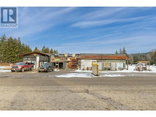 5755 Mellor Frontage Road, Salmon Arm, BC 