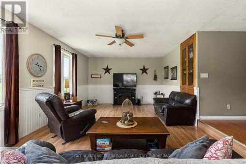 275 Adair Road, Stone Mills, ON - Indoor Photo Showing Living Room