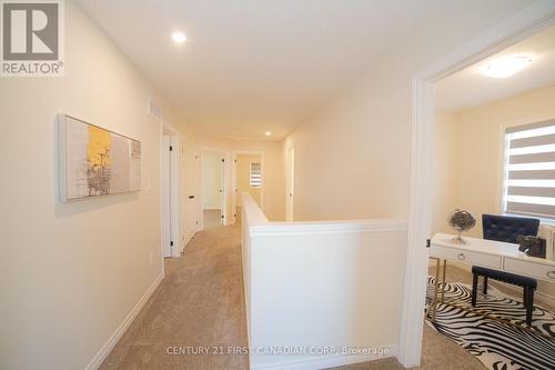 130 Knott Drive, London, ON - Indoor Photo Showing Other Room