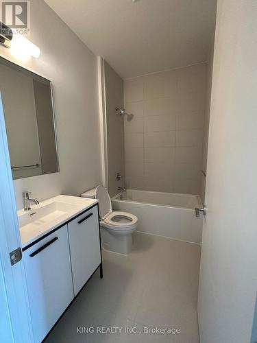 82 Windward Drive, Grimsby, ON - Indoor Photo Showing Bathroom