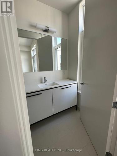 82 Windward Drive, Grimsby, ON - Indoor Photo Showing Bathroom