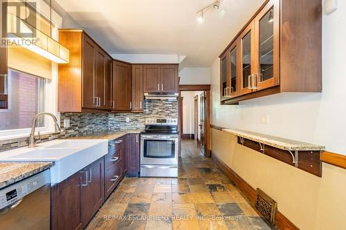 26 Ontario Avenue, Hamilton, ON - Indoor Photo Showing Kitchen With Double Sink With Upgraded Kitchen