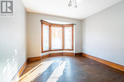 26 Ontario Avenue, Hamilton, ON - Indoor Photo Showing Other Room