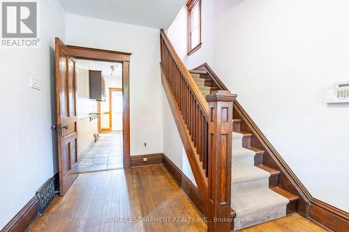 26 Ontario Avenue, Hamilton, ON - Indoor Photo Showing Other Room