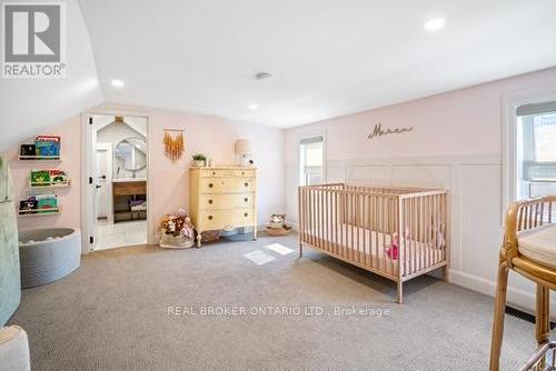 2913 Ridgemount Road, Fort Erie (327 - Black Creek), ON - Indoor Photo Showing Bedroom