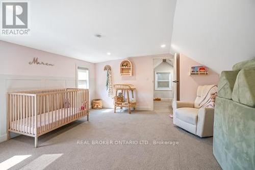 2913 Ridgemount Road, Fort Erie (327 - Black Creek), ON - Indoor Photo Showing Bedroom