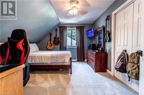 9 Hilda Street, Welland (767 - N. Welland), ON - Indoor Photo Showing Bedroom