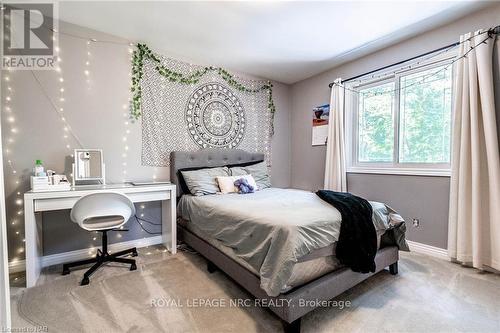 9 Hilda Street, Welland (767 - N. Welland), ON - Indoor Photo Showing Bedroom