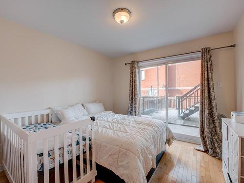 Master bedroom - 7167 Av. Pierre-De Coubertin, Montréal (Mercier/Hochelaga-Maisonneuve), QC - Indoor Photo Showing Bedroom