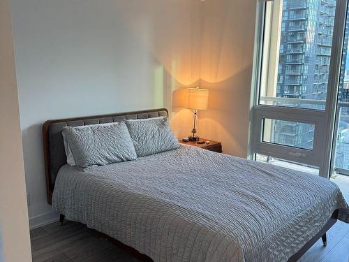 2707-108 Peter St, Toronto, ON - Indoor Photo Showing Bedroom