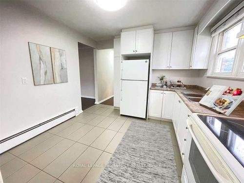 2-236 Overbrook Pl, Toronto, ON - Indoor Photo Showing Kitchen With Double Sink