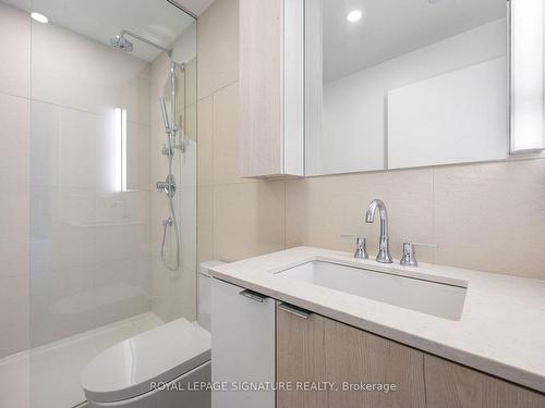 3111-35 Mercer St, Toronto, ON - Indoor Photo Showing Bathroom