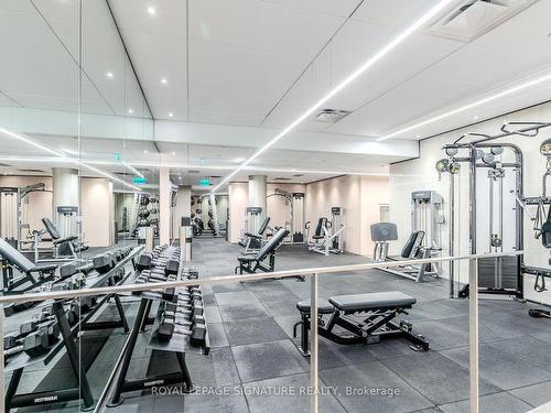 704-1001 Bay St, Toronto, ON - Indoor Photo Showing Gym Room