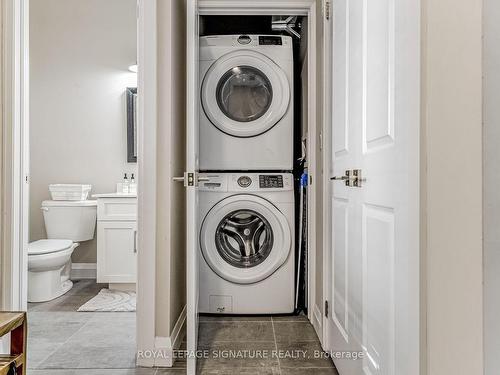 123-25 Concession St, Cambridge, ON - Indoor Photo Showing Laundry Room