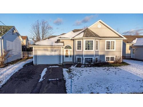 355 Twin Oaks Dr, Moncton, NB 