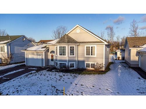 355 Twin Oaks Dr, Moncton, NB 