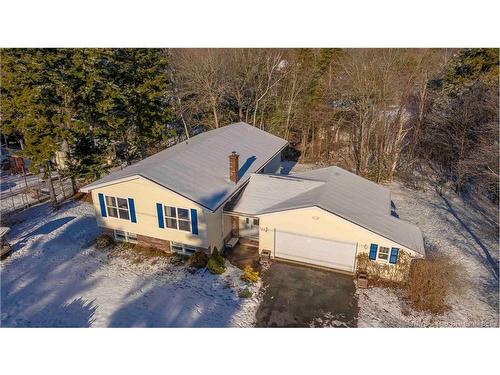 27 Wedgewood Dr, Rothesay, NB 