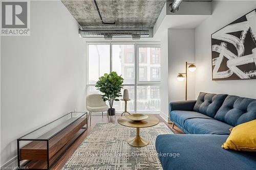 1603 - 150 Marketplace Avenue, Ottawa, ON - Indoor Photo Showing Living Room