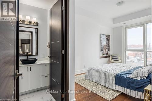 1603 - 150 Marketplace Avenue, Ottawa, ON - Indoor Photo Showing Bedroom