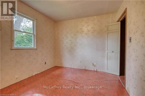 94 Willow Point Lane, Greater Napanee, ON - Indoor Photo Showing Other Room