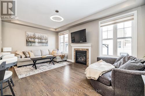 339 Eucalyptus Circle, Ottawa, ON - Indoor Photo Showing Dining Room