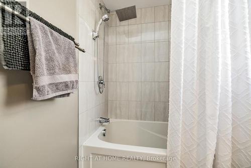 339 Eucalyptus Circle, Ottawa, ON - Indoor Photo Showing Bathroom